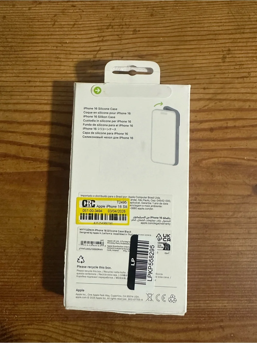 Apple iPhone 16 Silicone Case - Black